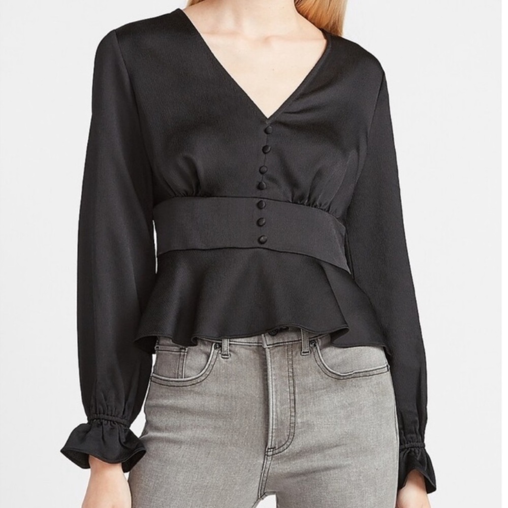 Express Long Sleeve V Neck Front Button Peplum Top - M, Black